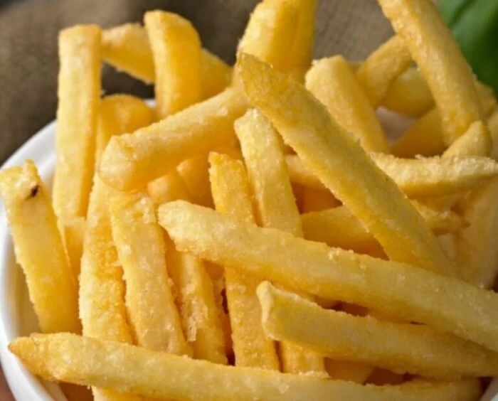 BATATA PALITO — fotografia oficial